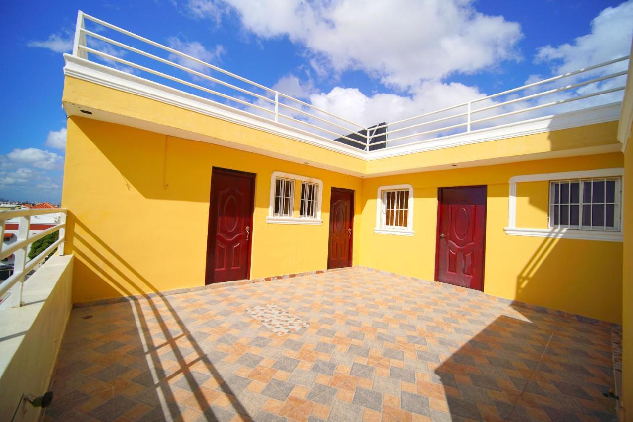 Bnb Tropical Island Aparthotel - Corales Del Sur - Santo Domingo Este Exterior photo