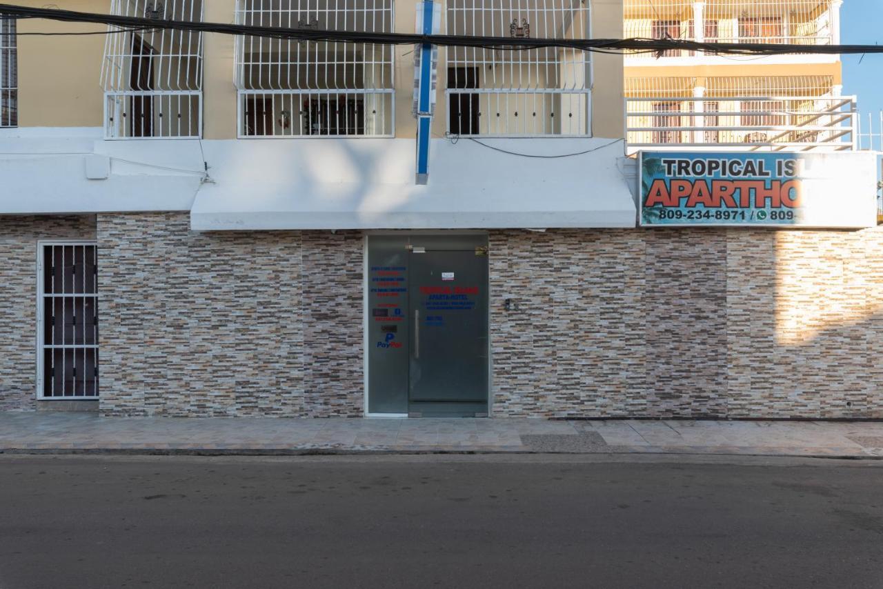 Bnb Tropical Island Aparthotel - Corales Del Sur - Santo Domingo Este Exterior photo
