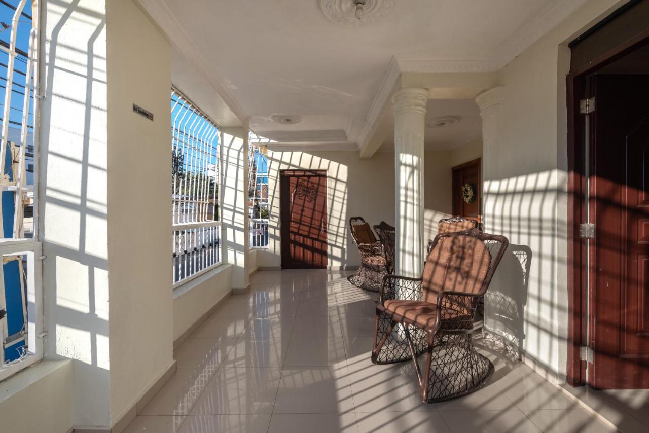 Bnb Tropical Island Aparthotel - Corales Del Sur - Santo Domingo Este Exterior photo