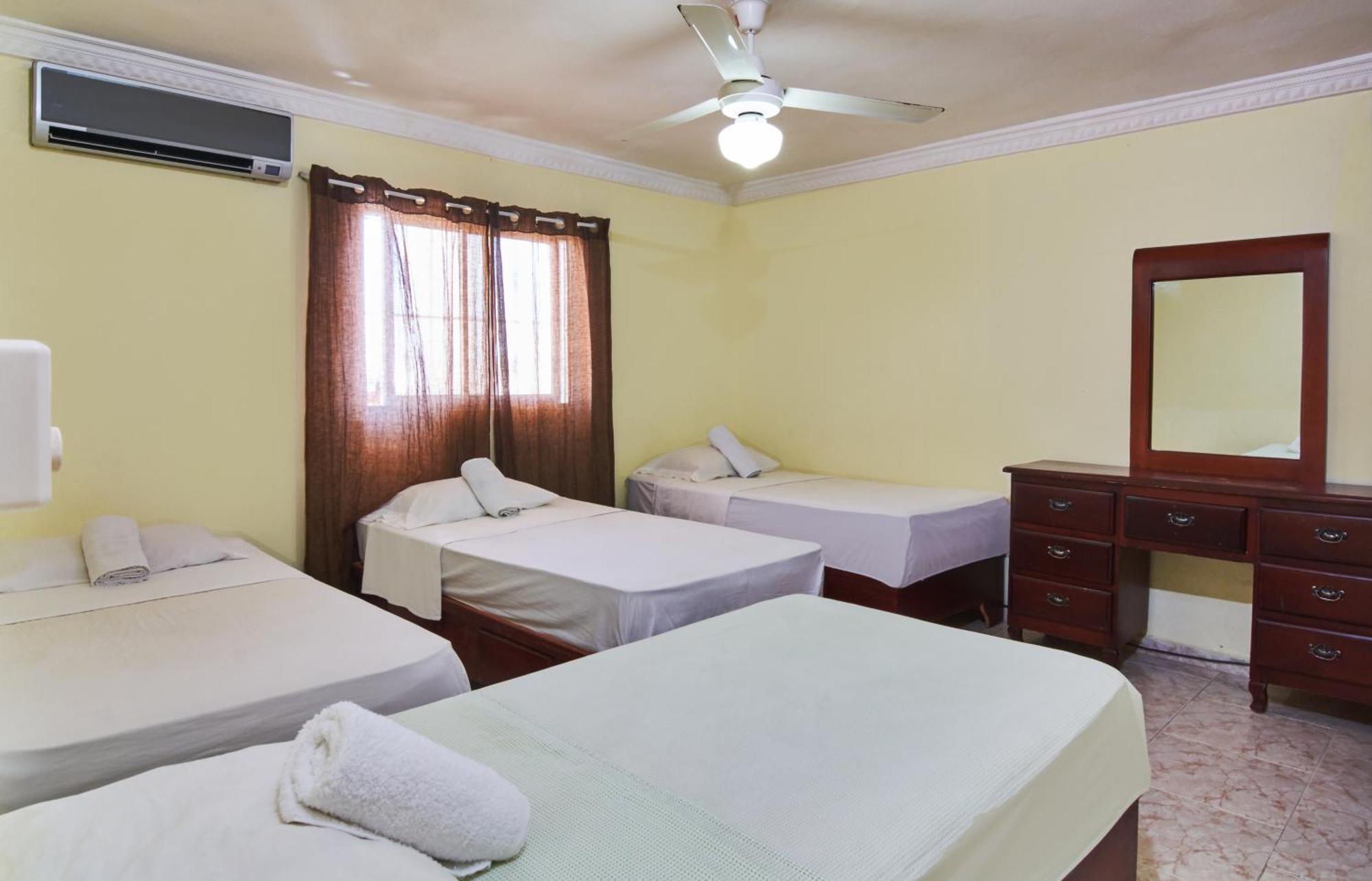 Bnb Tropical Island Aparthotel - Corales Del Sur - Santo Domingo Este Exterior photo